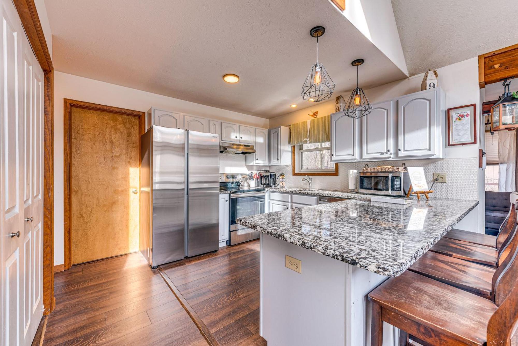 Holiday home Poconos Hideaway In Arrowhead With Game Room! Pocono Lake